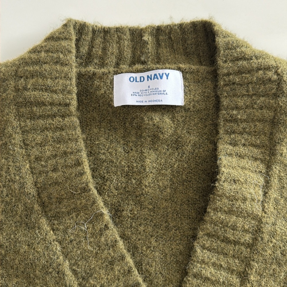 Old Navy Green Cardigan - Picture 2 of 4